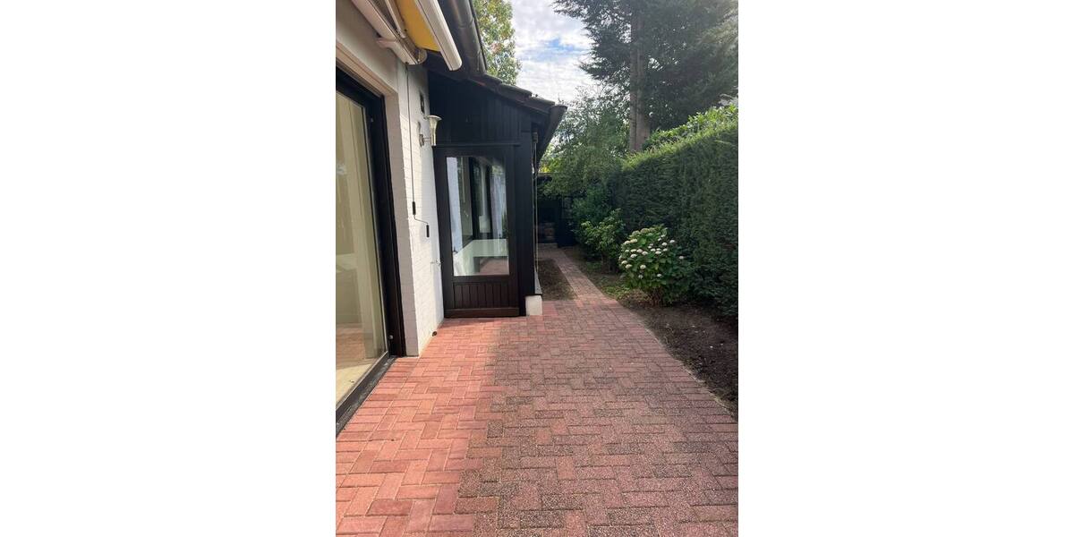 D-Kaiserswerth: Einfamilienhaus, 2 Zimmer, ca. 80 m² Wohnfl., ca. 60 m² Nutzfläche, Terrasse, Stellplatz 2 zimmer