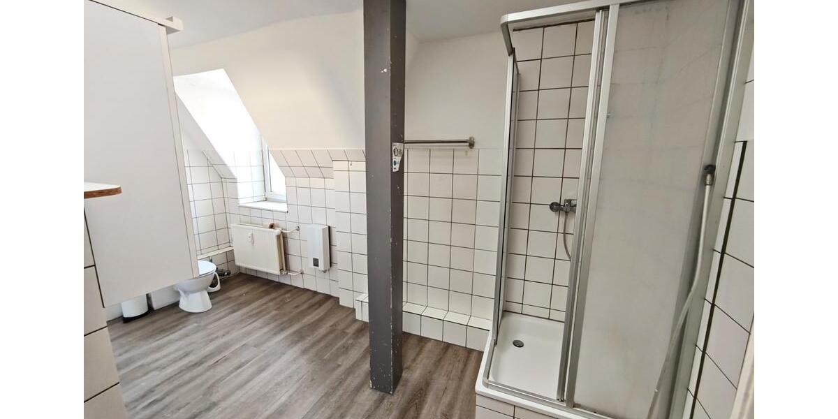 Dachgeschoßwohnung Flensburg Altstadt - 3 Zimmer, 97 m&sup2;, 850&euro; | Angebot:25497945