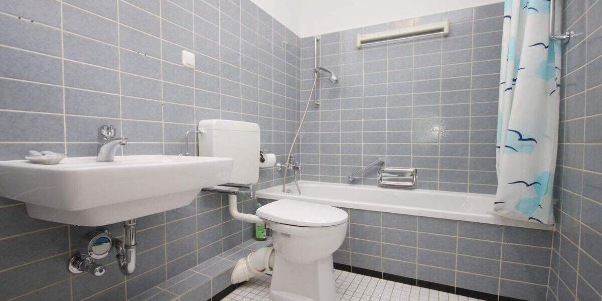 Schöne 2,5 - Zimmer - Wohnung mit Parkettboden, Einbauküche, Bad mit Wanne, toller Grundriss! 2 zimmer