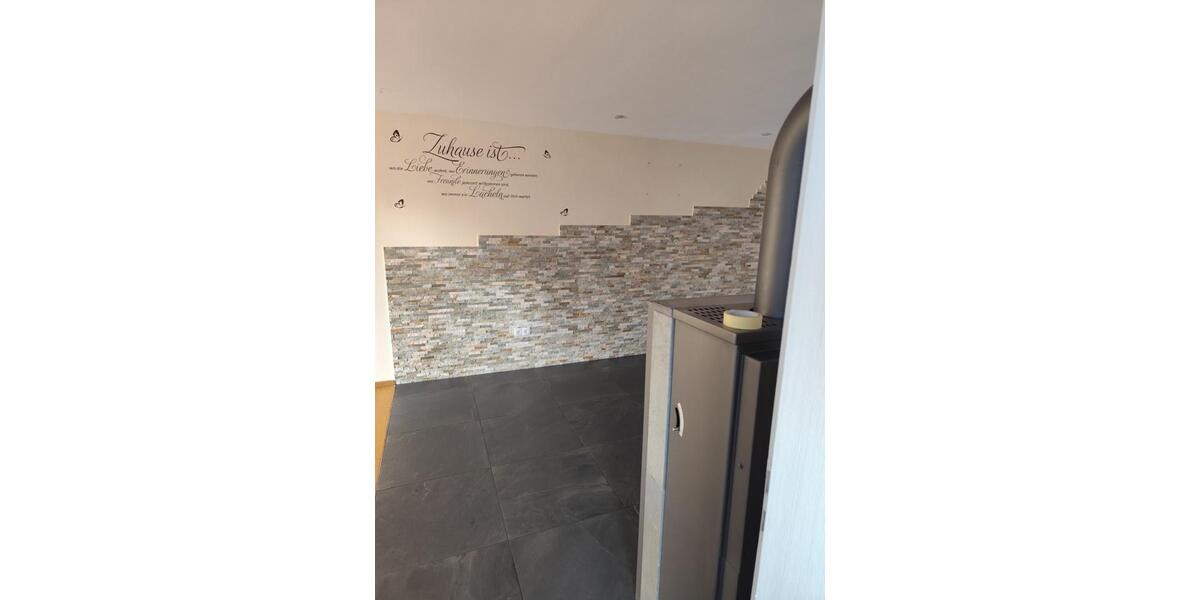 Doppelhaushälfte Murrhardt - 4 Zimmer, 90 m&sup2;, 1.200&euro; | Angebot:24658340