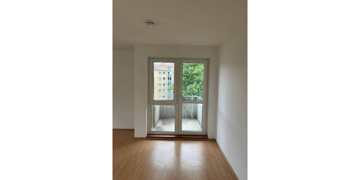 Etagenwohnung Salzgitter Lebenstedt - 3 Zimmer, 63 m&sup2;, 377&euro; | Angebot:26730754