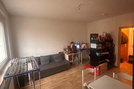 Wohnung Eisenberg - 1.5 Zimmer, 32 m&sup2;, 220&euro; | Angebot:25103945