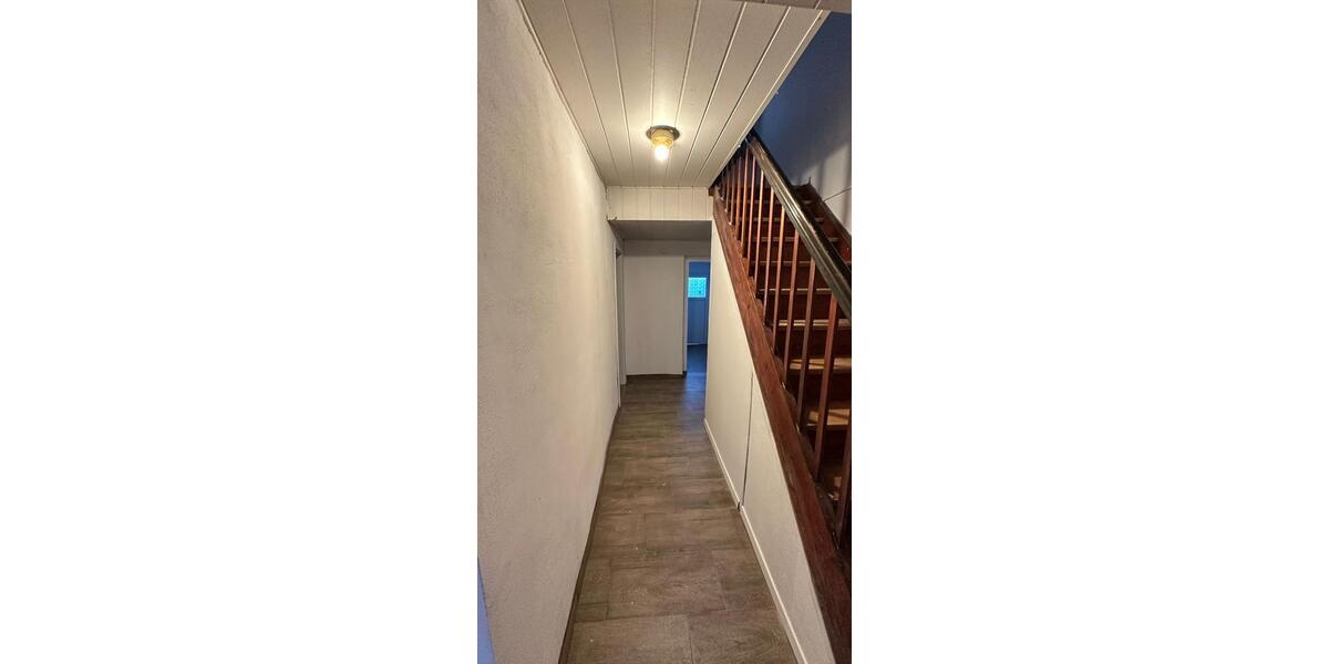 Ich vermiete ein schönes Haus in 99707 Kyffhäuserland. 6 zimmer