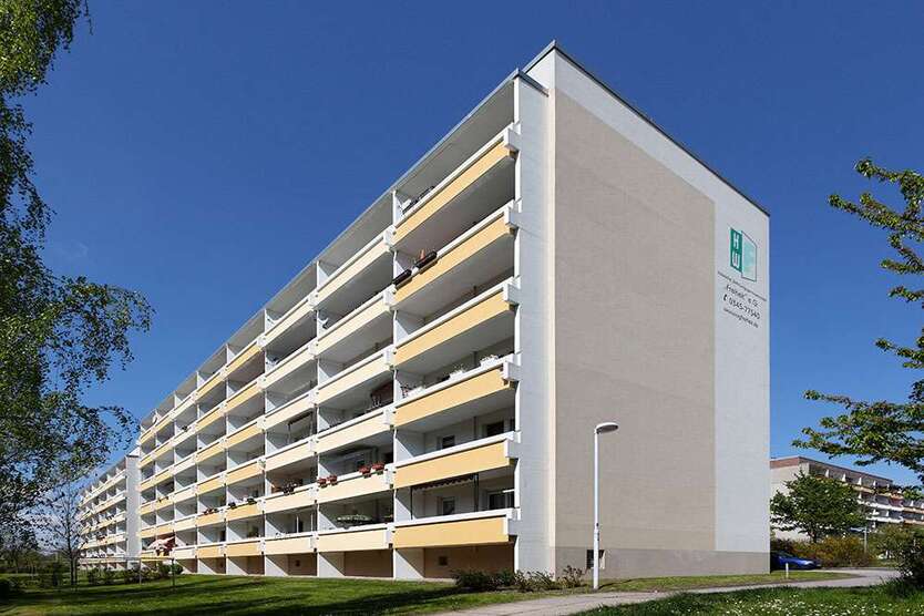 Wohnung zum Mieten in Halle (Saale) 403,92 € 70.37 m² 3 zimmer