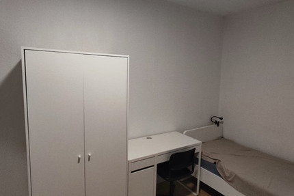 Wohnen auf Zeit Zell im Wiesental - 1 Zimmer, 18 m&sup2;, 650&euro; | Angebot:24822191