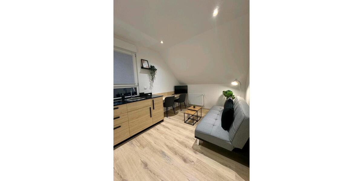Etagenwohnung Wiesbaden Schierstein - 2 Zimmer, 30 m&sup2;, 1.350&euro; | Angebot:24445002