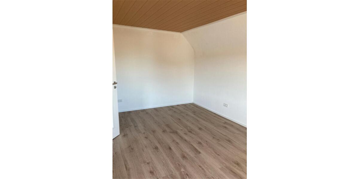 Etagenwohnung Gersheim - 3 Zimmer, 85 m&sup2;, 620&euro; | Angebot:26056734