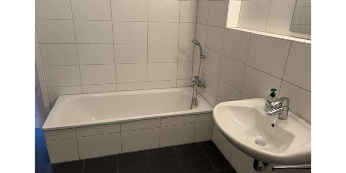Etagenwohnung Dillingen an der Donau - 2 Zimmer, 88 m&sup2;, 900&euro; | Angebot:24602312