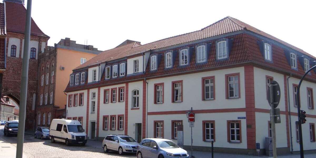 Etagenwohnung Stralsund - 2 Zimmer, 70 m&sup2;, 695&euro; | Angebot:26183358