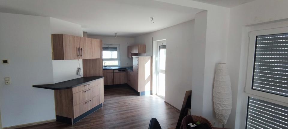 Erdgeschoßwohnung Bad Königshofen im Grabfeld - 3 Zimmer, 85 m&sup2;, 850&euro; | Angebot:26278723