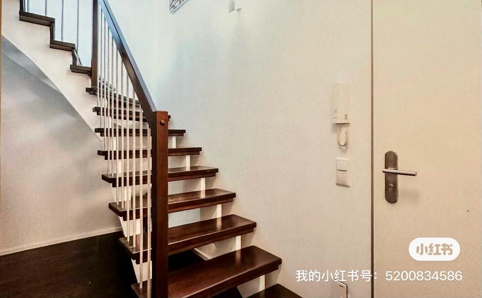 Dachgeschoßwohnung München Feldmoching-Hasenbergl - 4 Zimmer, 132 m&sup2;, 2.480&euro; | Angebot:26624071