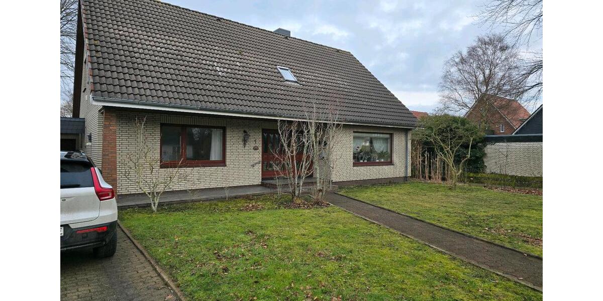 Erdgeschoßwohnung Hohenfelde - 4 Zimmer, 111 m&sup2;, 1.370&euro; | Angebot:25960934