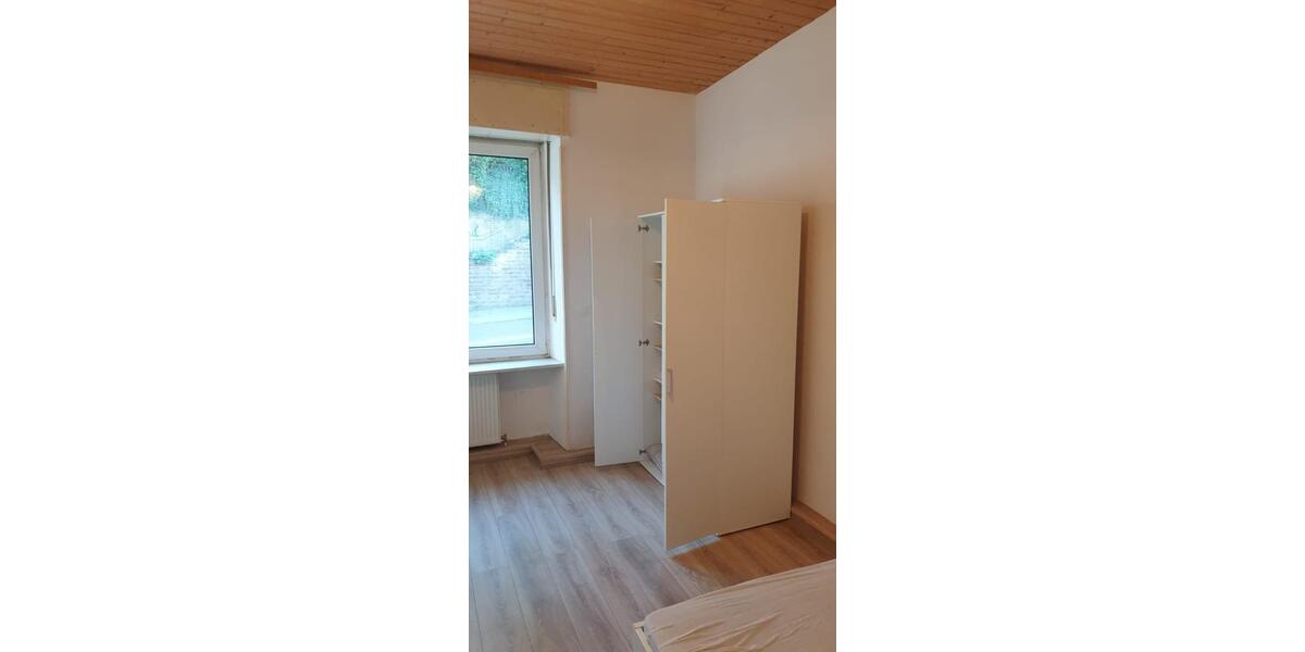 Wohnen auf Zeit Saarbrücken Neue Bremm - 3 Zimmer, 29 m&sup2;, 405&euro; | Angebot:25928588