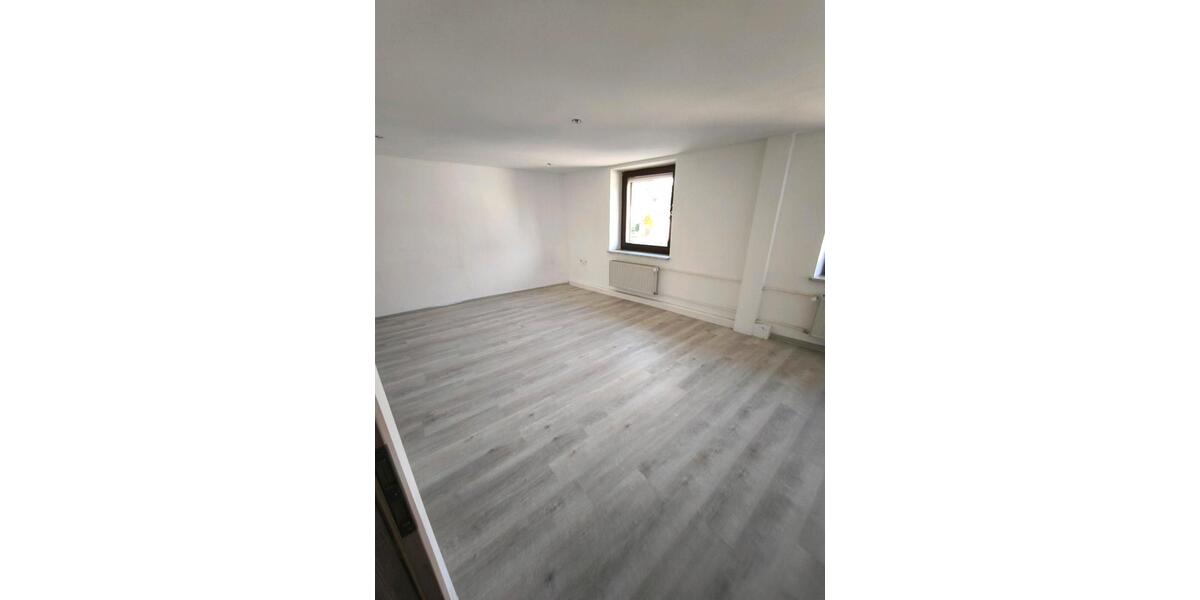 Etagenwohnung Osann-Monzel Monzel - 5 Zimmer, 110 m&sup2;, 1.200&euro; | Angebot:25807007