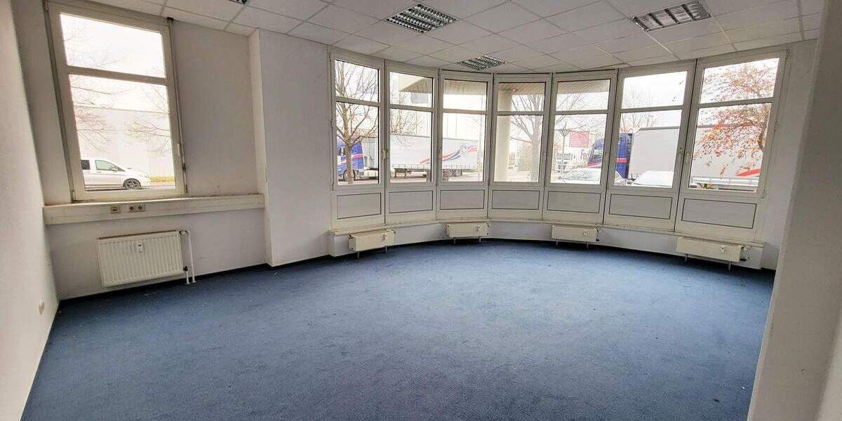 Gewerbeobjekt Wiedemar - 6 Zimmer, 613 m&sup2;, 3.350&euro; | Angebot:25899463