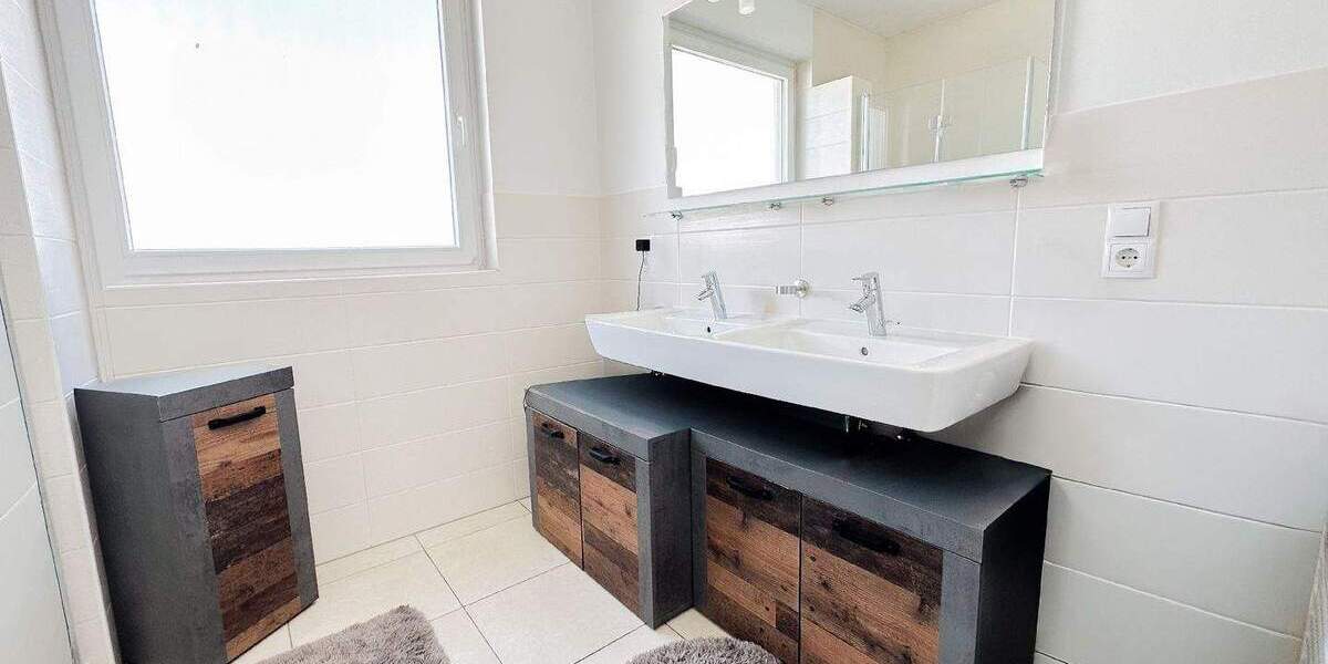 Etagenwohnung Bad Neuenahr-Ahrweiler Bad Neuenahr - 2 Zimmer, 126 m&sup2;, 1.260&euro; | Angebot:25742975