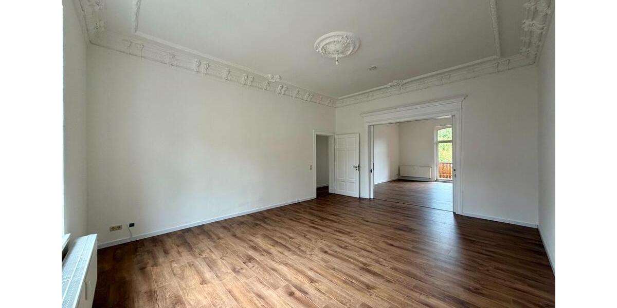 Erdgeschoßwohnung Naumburg (Saale) - 4 Zimmer, 120 m&sup2;, 950&euro; | Angebot:26588579