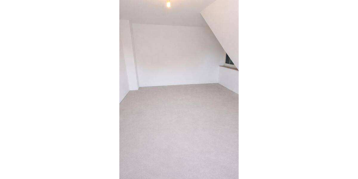 Etagenwohnung Gunzenhausen - 3 Zimmer, 92 m&sup2;, 1.050&euro; | Angebot:26095387