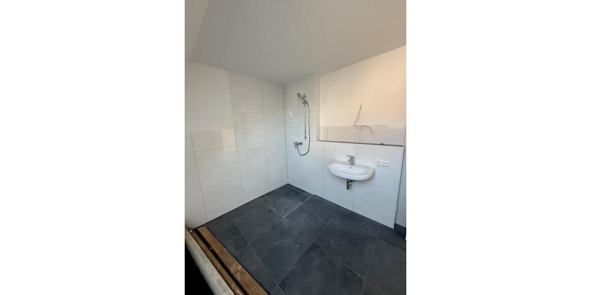 Dachgeschoßwohnung Leinburg - 3 Zimmer, 95 m&sup2;, 1.483&euro; | Angebot:24744600