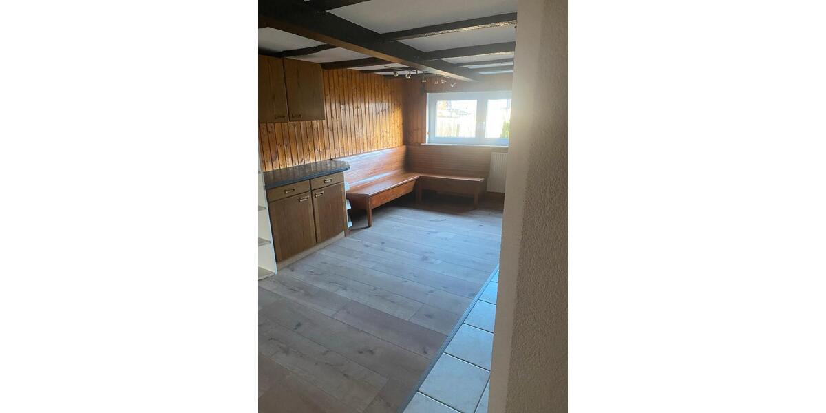 Doppelhaushälfte Kreuztal - 5 Zimmer, 160 m&sup2;, 1.350&euro; | Angebot:24987601