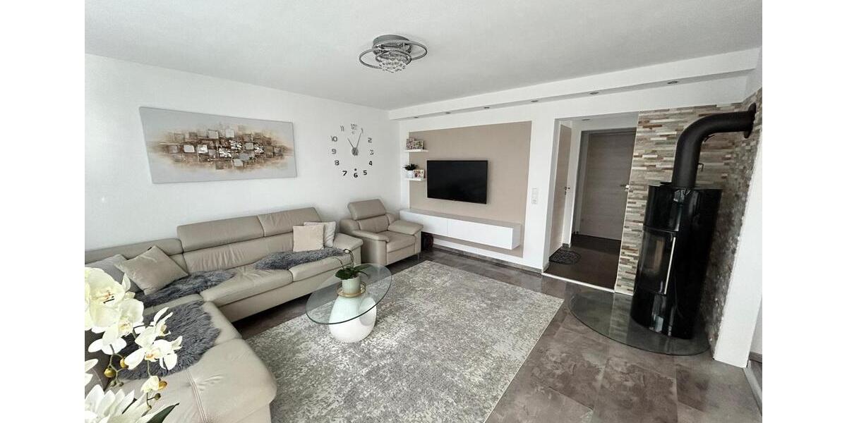 Erdgeschoßwohnung Donaueschingen - 3 Zimmer, 81 m&sup2;, 1.250&euro; | Angebot:25253413