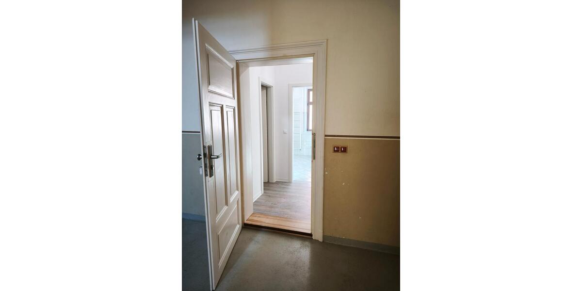 Etagenwohnung Pirna - 2 Zimmer, 66 m&sup2;, 475&euro; | Angebot:26699298