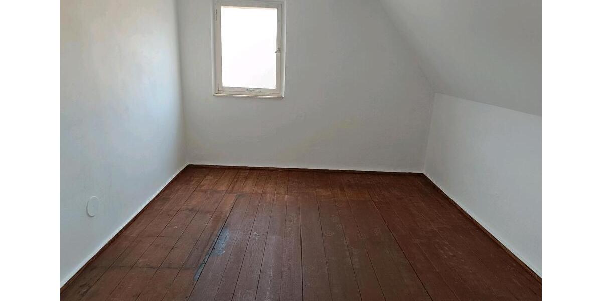 Etagenwohnung Röttenbach - 4 Zimmer, 65 m&sup2;, 400&euro; | Angebot:26121150