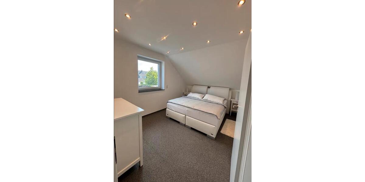 Etagenwohnung Bedburg-Hau Hau - 2 Zimmer, 74 m&sup2;, 1.200&euro; | Angebot:26097291