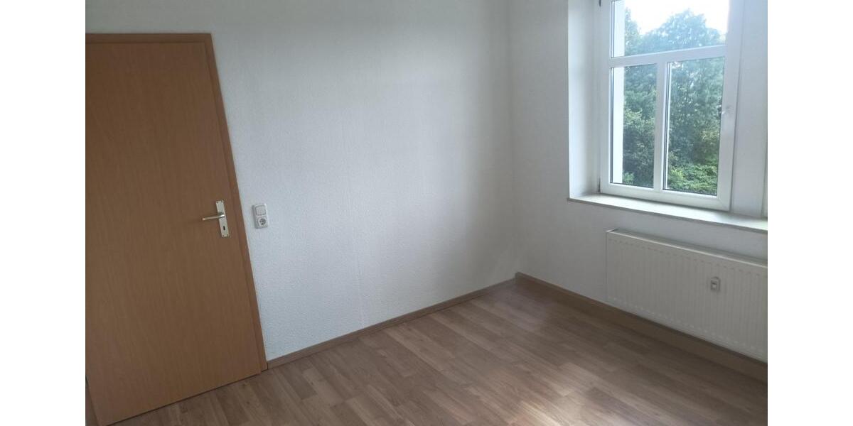 Etagenwohnung Ebersbach-Neugersdorf Neugersdorf - 2 Zimmer, 50 m&sup2;, 250&euro; | Angebot:26646092
