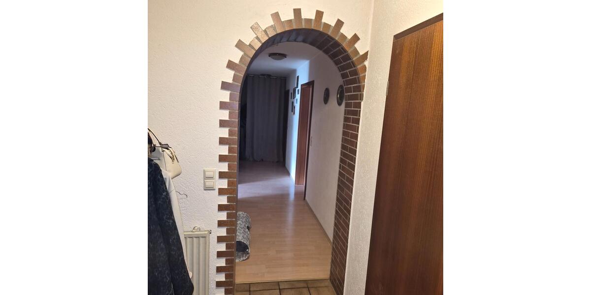 Erdgeschoßwohnung Villingen-Schwenningen Schwenningen - 4 Zimmer, 120 m&sup2;, 1.000&euro; | Angebot:26022104