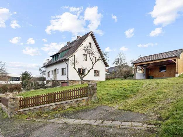 Einfamilienhaus Meißen - 7 Zimmer, 135 m&sup2;, 1.250&euro; | Angebot:25161933