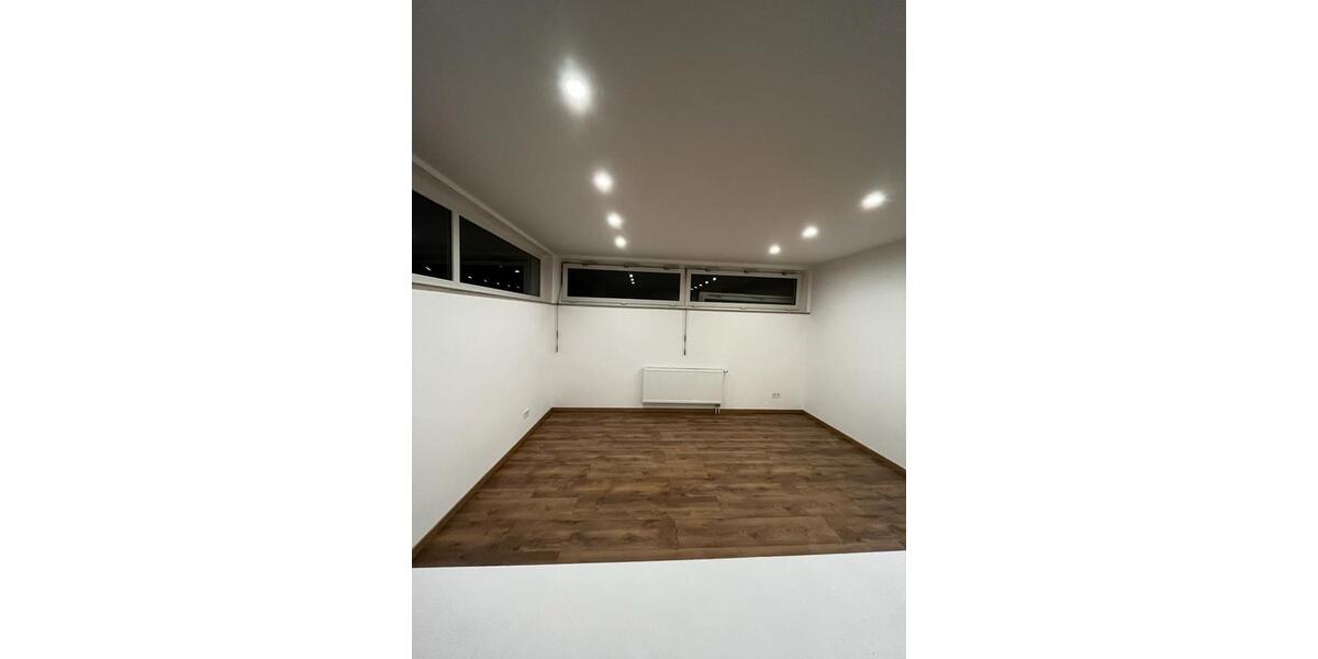 Erdgeschoßwohnung Bad Windsheim - 3 Zimmer, 77 m&sup2;, 680&euro; | Angebot:24744623