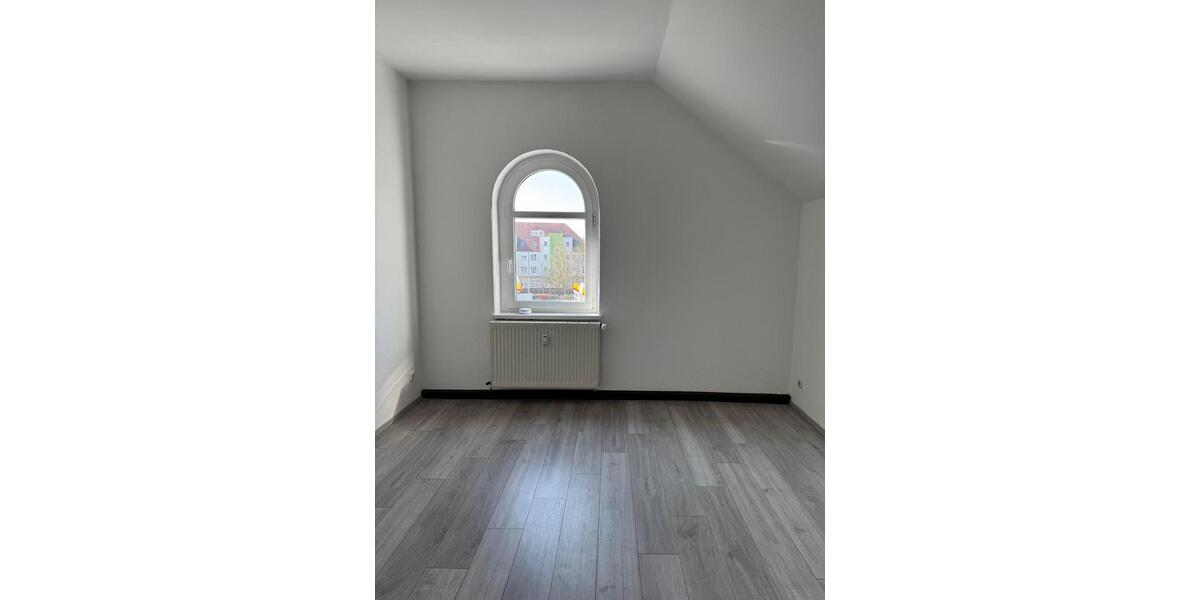 Etagenwohnung Coswig - 5 Zimmer, 109 m&sup2;, 873&euro; | Angebot:26704625