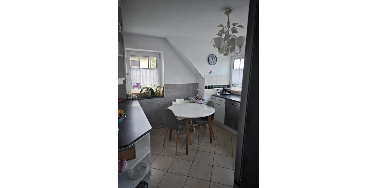 Etagenwohnung Schortens - 3 Zimmer, 84 m&sup2;, 660&euro; | Angebot:26383590