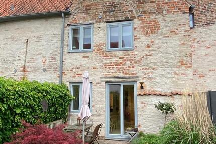 Dieses besondere Stadthaus lässt Geschichte spürbar werden 2.5 zimmer