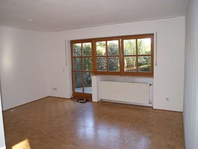 Einfamilienhaus Hengersberg - 5 Zimmer, 135 m&sup2;, 950&euro; | Angebot:24876950