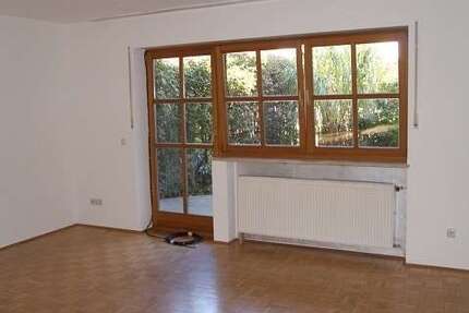 Haus Hengersberg - 5 Zimmer, 135 m&sup2;, 950&euro; | Angebot:24876950