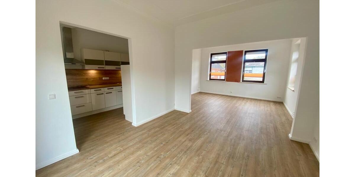 Etagenwohnung Tellingstedt - 4 Zimmer, 120 m&sup2;, 1.100&euro; | Angebot:26238996