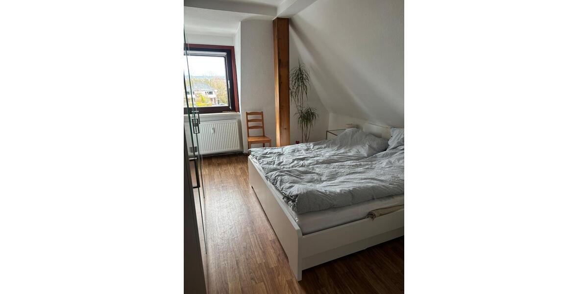 Dachgeschoßwohnung Schwalmstadt - 3 Zimmer, 55 m&sup2;, 440&euro; | Angebot:24572792