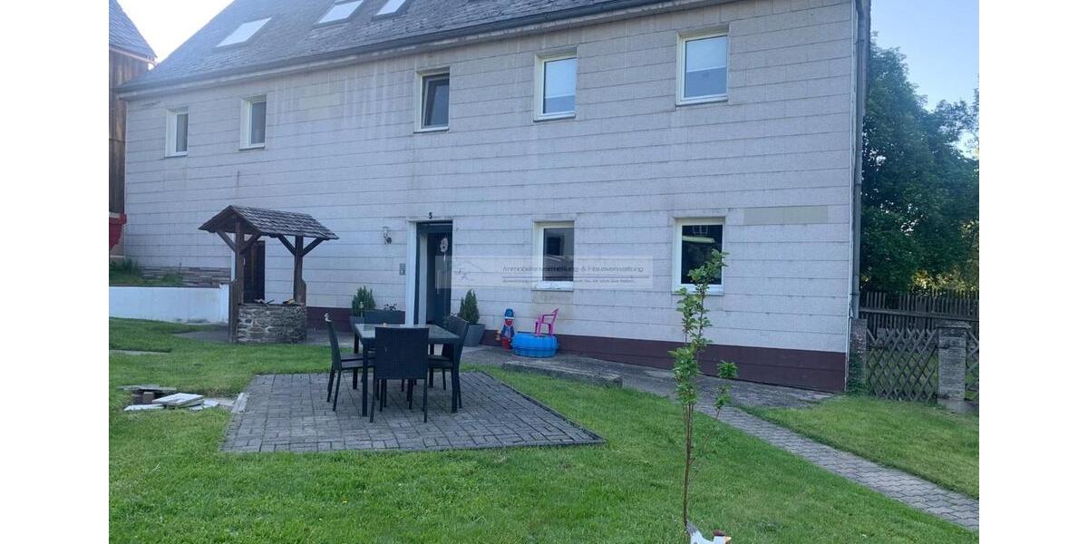 Etagenwohnung Weißenstadt - 3 Zimmer, 85 m&sup2;, 600&euro; | Angebot:26532035