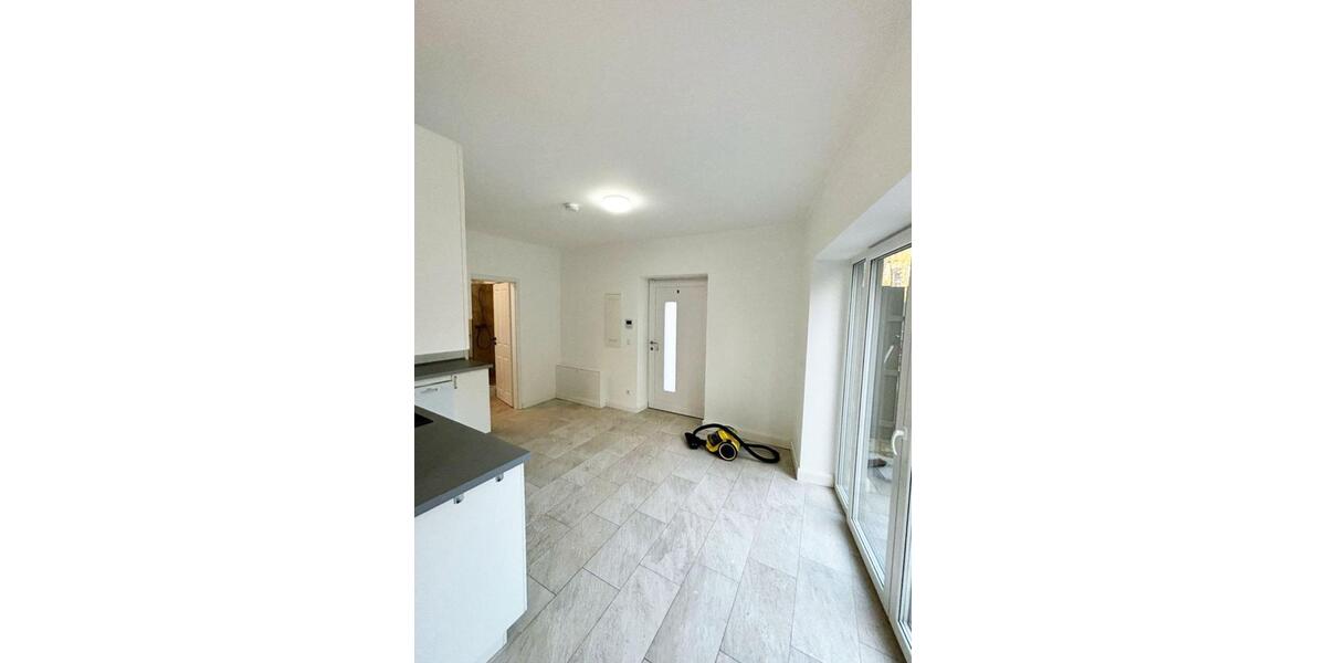 Erdgeschoßwohnung Königs Wusterhausen - 4 Zimmer, 85 m&sup2;, 1.362&euro; | Angebot:25106649