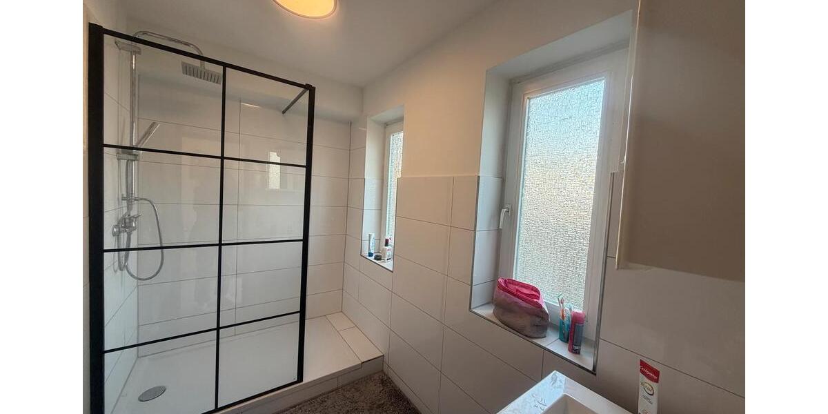 Erdgeschoßwohnung Lübeck Sankt Lorenz Nord - 5 Zimmer, 110 m&sup2;, 2.300&euro; | Angebot:25437021