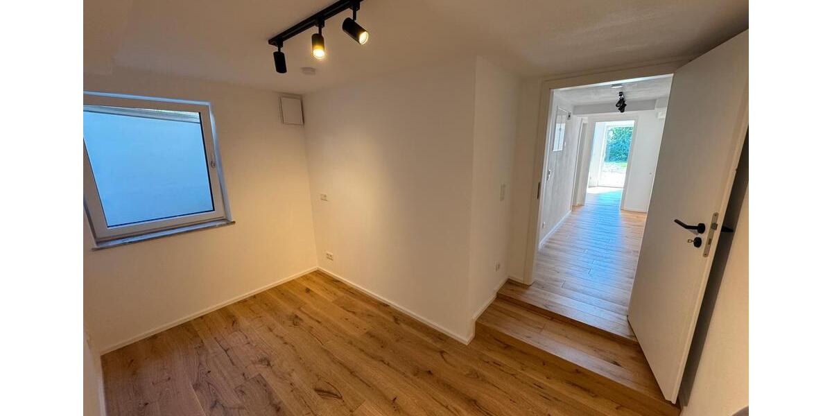 Etagenwohnung Hepberg - 1.000&euro; | Angebot:23591563