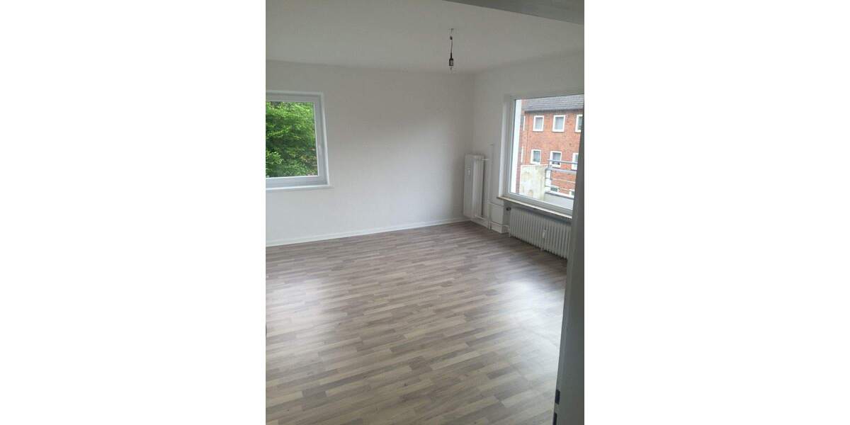 Etagenwohnung Rendsburg - 4 Zimmer, 86 m&sup2;, 765&euro; | Angebot:25660679