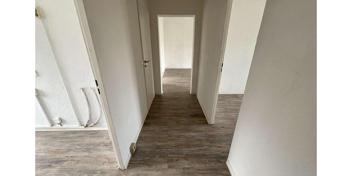 Etagenwohnung Grimma - 3 Zimmer, 61 m&sup2;, 336&euro; | Angebot:25991290