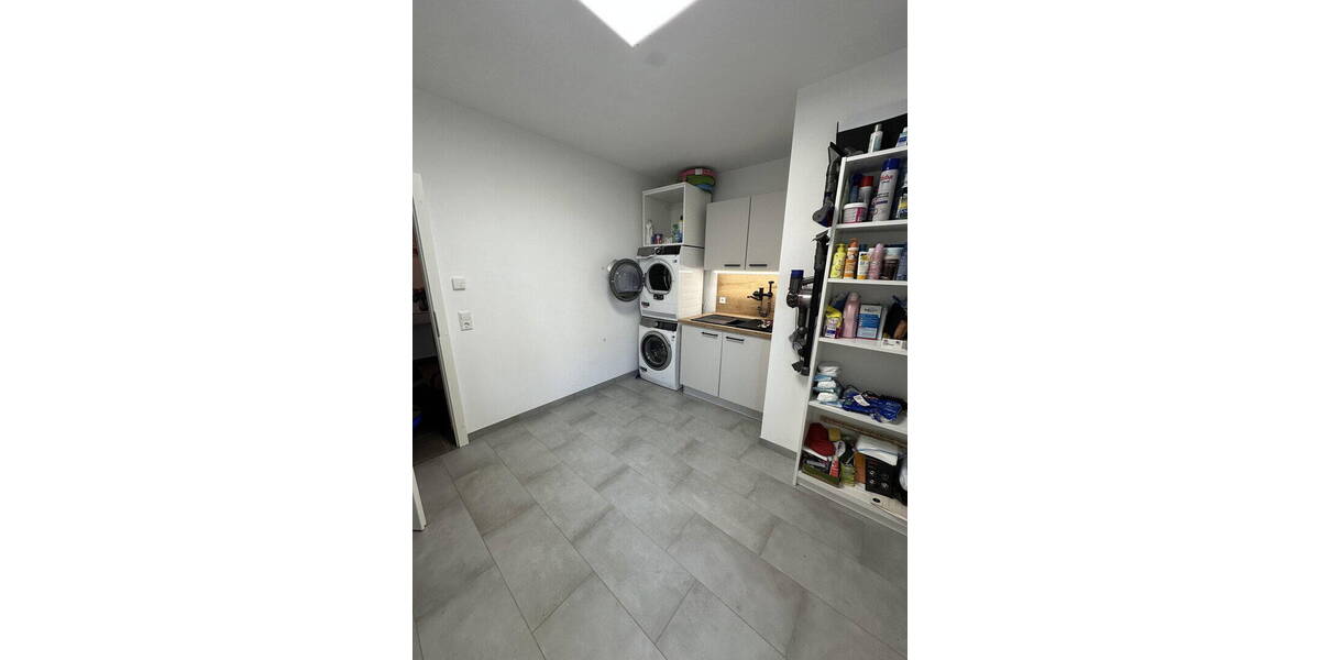 Einfamilienhaus Sankt Katharinen (Landkreis Neuwied) - 7 Zimmer, 180 m&sup2;, 2.950&euro; | Angebot:26806002