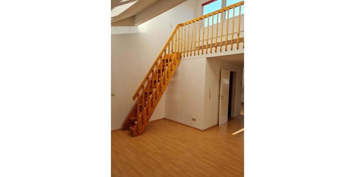 Dachgeschoßwohnung Burg Stargard - 1 Zimmer, 60 m&sup2;, 375&euro; | Angebot:20578438