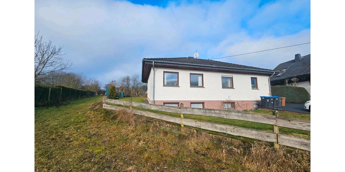 Einfamilienhaus Kaisersesch - 6 Zimmer, 345 m&sup2;, 1.650&euro; | Angebot:24712631