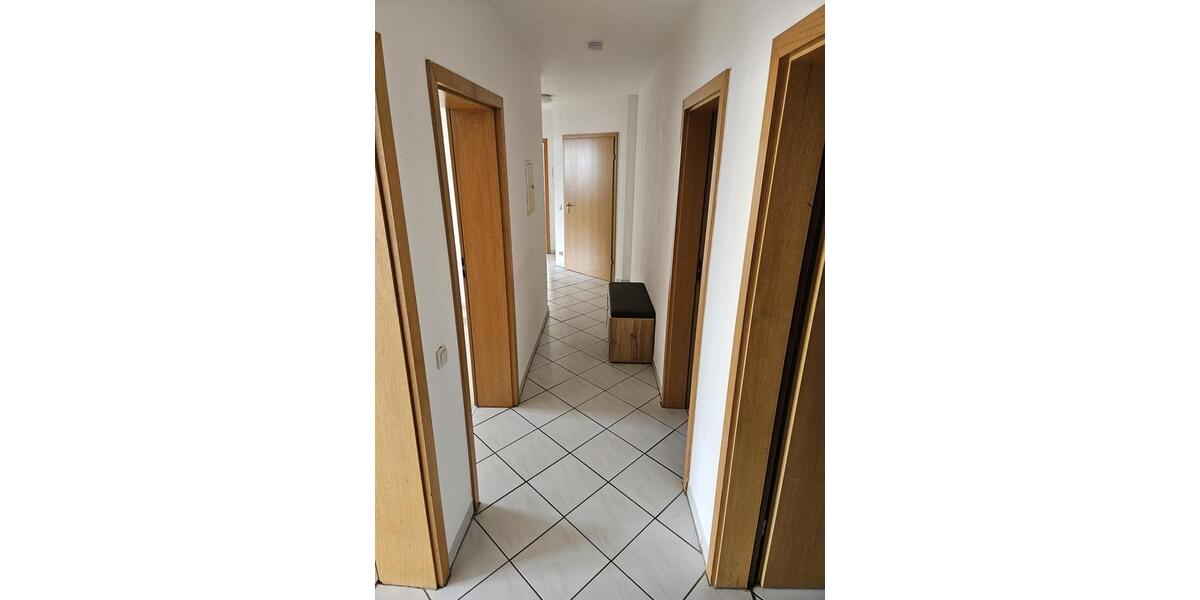 Etagenwohnung Ingelheim am Rhein - 3 Zimmer, 97 m&sup2;, 1.164&euro; | Angebot:24795037