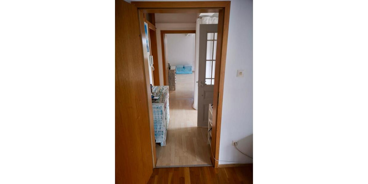 Etagenwohnung Amöneburg - 4 Zimmer, 100 m&sup2;, 900&euro; | Angebot:26624530